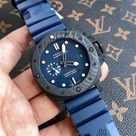 panerai submersible replica